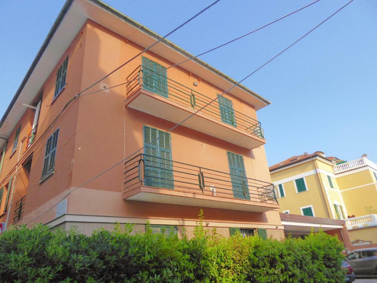 La Casa Del Merlo By Holiday World Sestri Levante Esterno foto